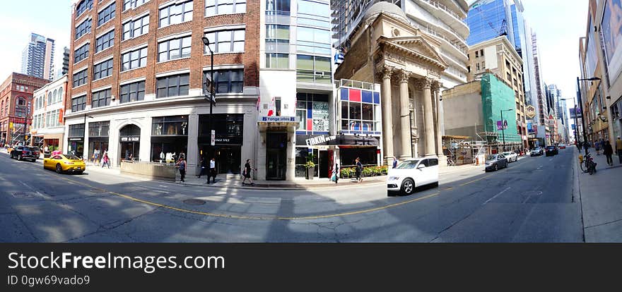 Pano of Yonge Street, at the construction of Massey Tower, 2017 06 28 -c