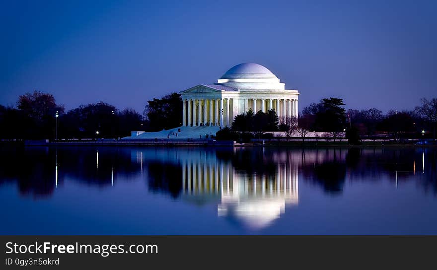 Reflection, Landmark, Daytime, Sky