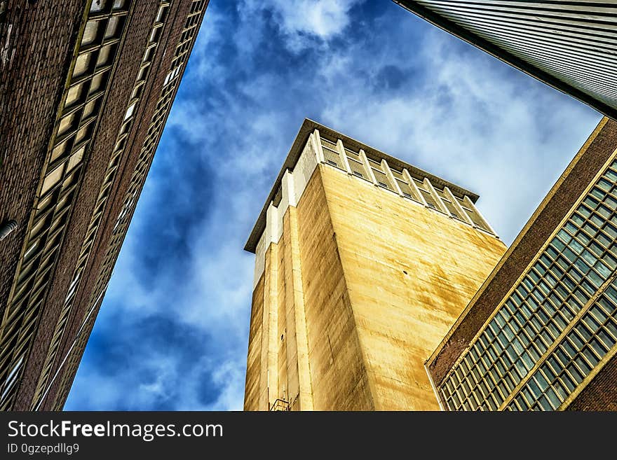 Sky, Building, Landmark, Yellow