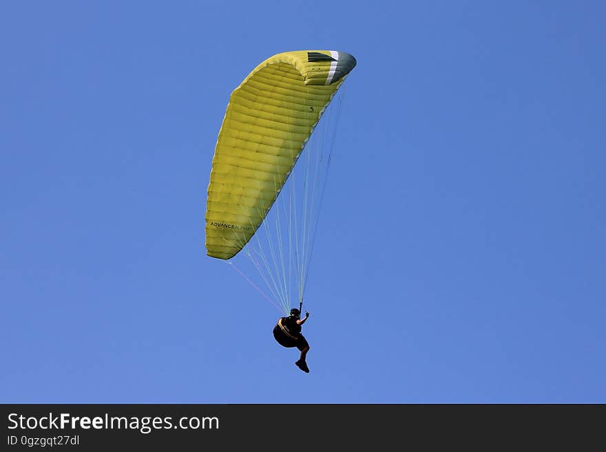 Air Sports, Paragliding, Parachuting, Parachute