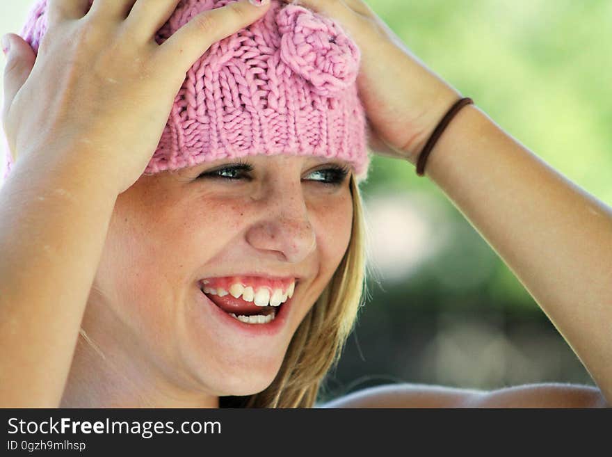 Skin, Beauty, Human Hair Color, Cap