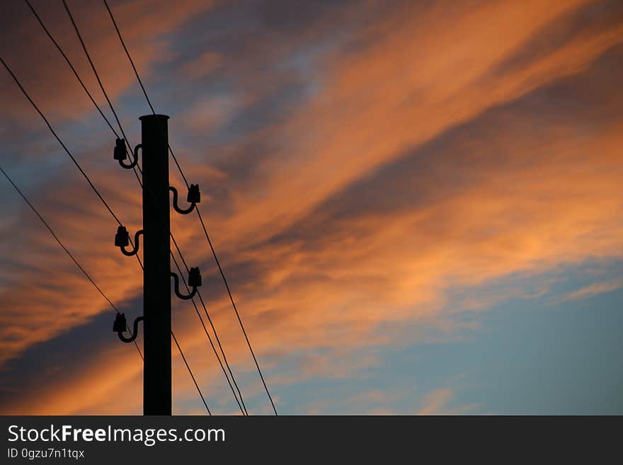 Sky, Cloud, Electricity, Sunrise