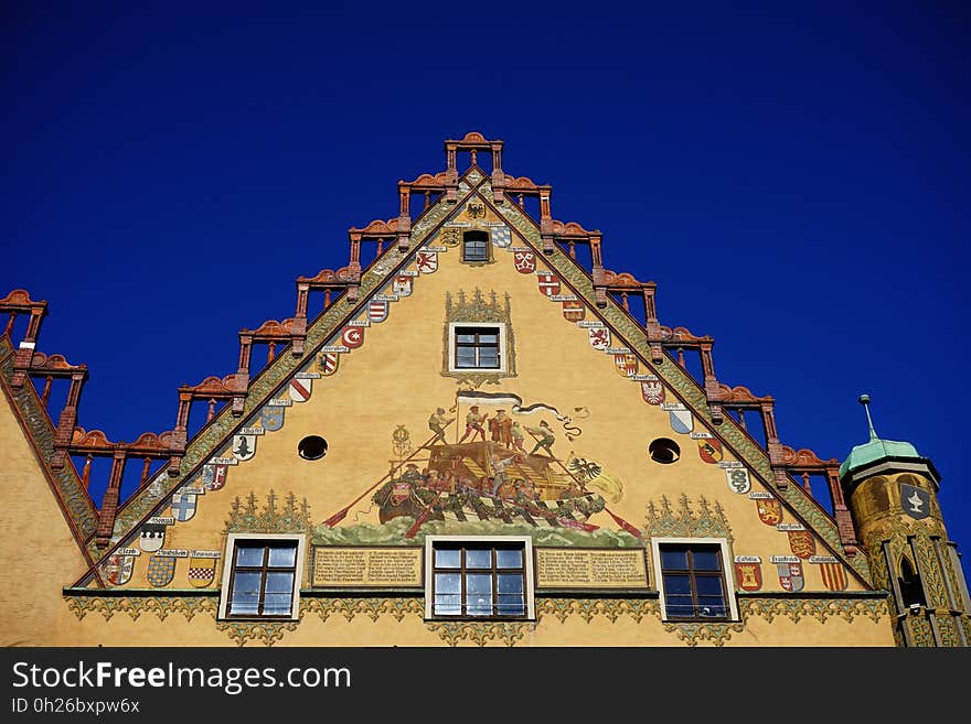 Sky, Landmark, Historic Site, Building