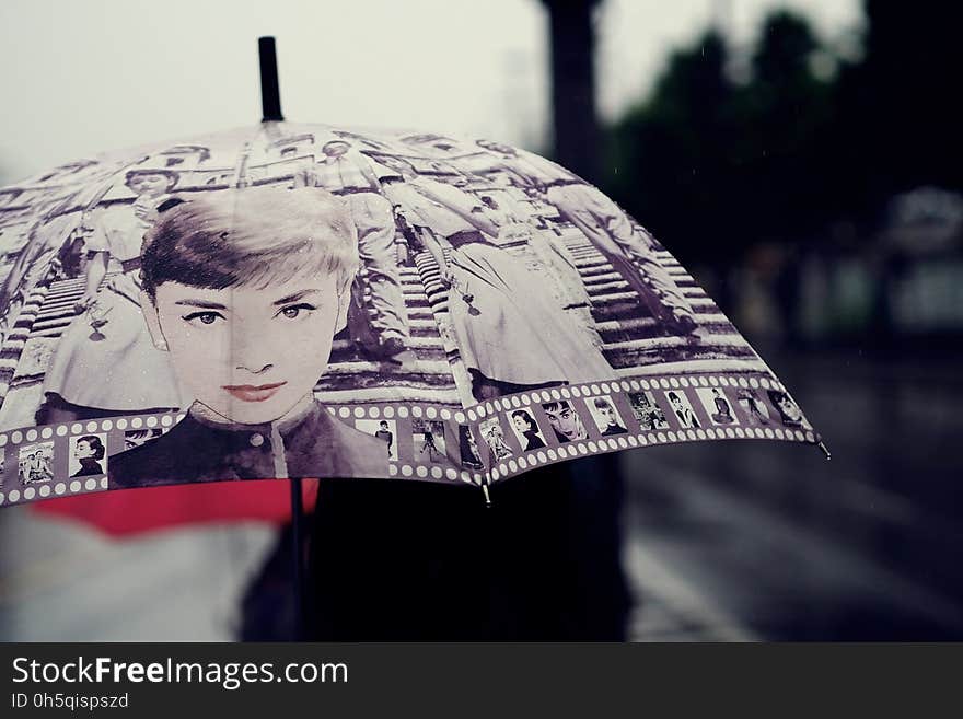 Black, Photograph, Head, Fashion Accessory