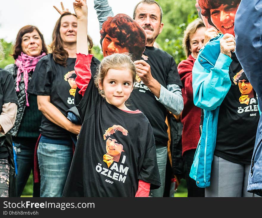 Avaaz-staffer Özlem has been jailed in Turkey along with other human rights defenders. Global citizens movement Avaaz near Turkish Embassy is calling for their liberation. July 25, 2017 - Near Turkish Embassy, Berlin, Germany. Avaaz-staffer Özlem has been jailed in Turkey along with other human rights defenders. Global citizens movement Avaaz near Turkish Embassy is calling for their liberation. July 25, 2017 - Near Turkish Embassy, Berlin, Germany.