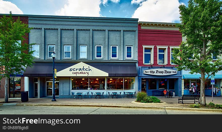 Scratch Cupcakery Store