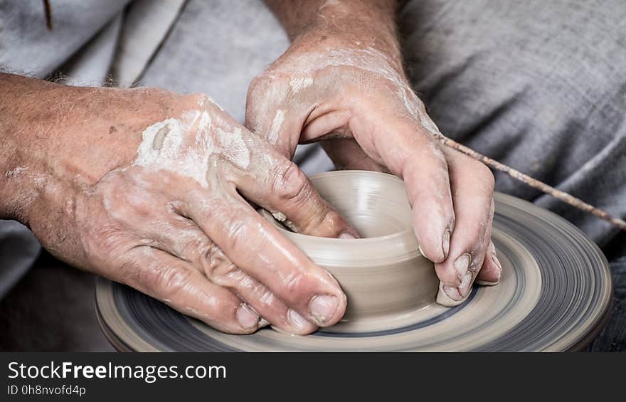 Potter's Wheel, Hand, Pottery, Finger