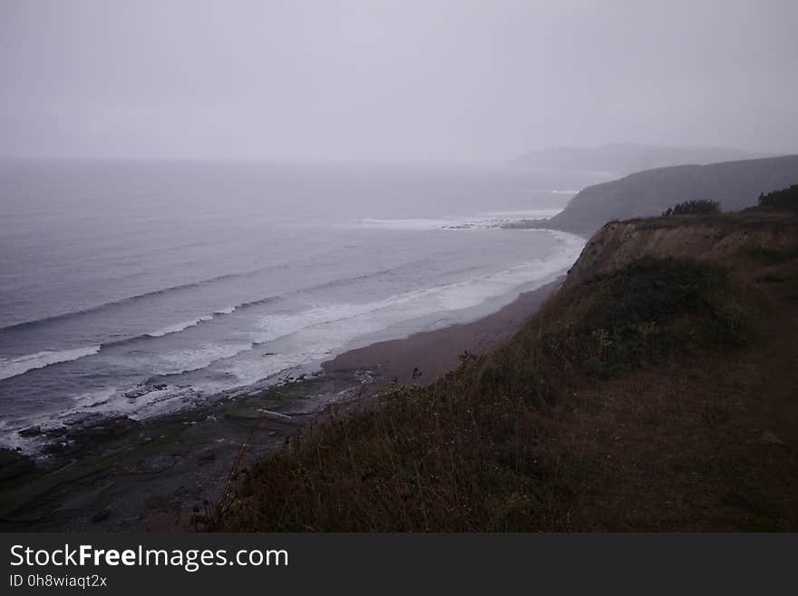 Water, Sky, Coastal and oceanic landforms, Atmospheric phenomenon, Terrain, Landscape