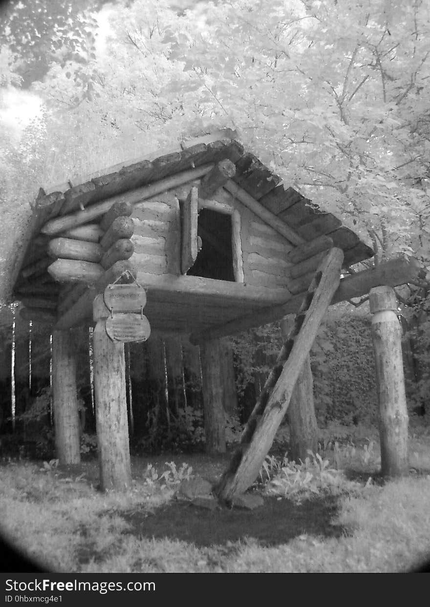 Infrared photos of the Slawendorf. A reenactment open-air Museum in Brandenburg, an der Havel. www.slawendorf-brandenburg.de. Infrared photos of the Slawendorf. A reenactment open-air Museum in Brandenburg, an der Havel. www.slawendorf-brandenburg.de