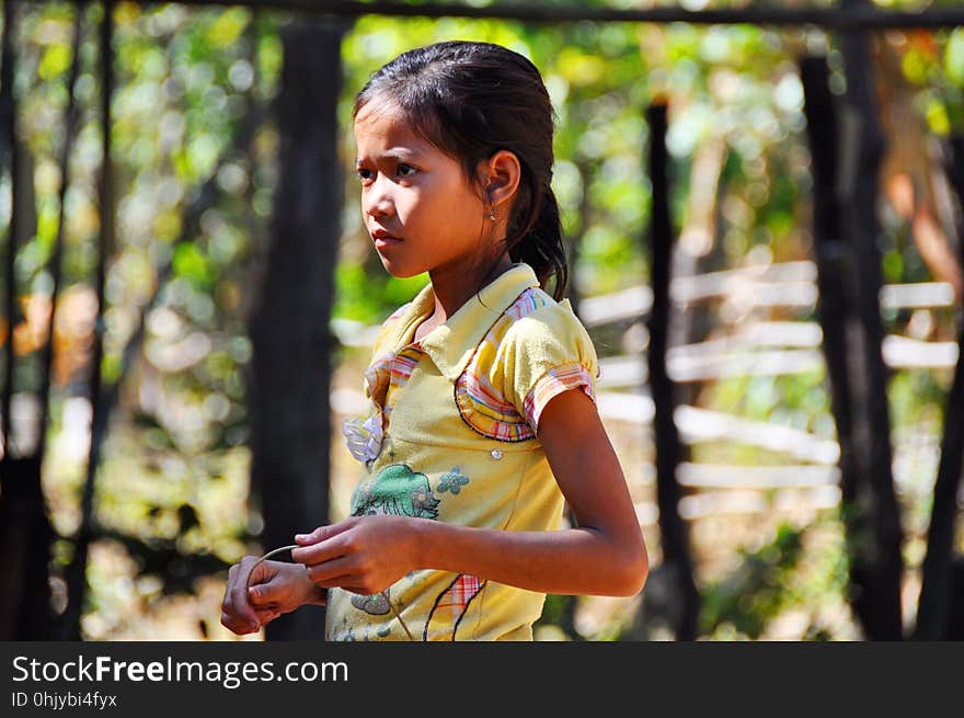 Yellow, Girl, Tree, Abdomen