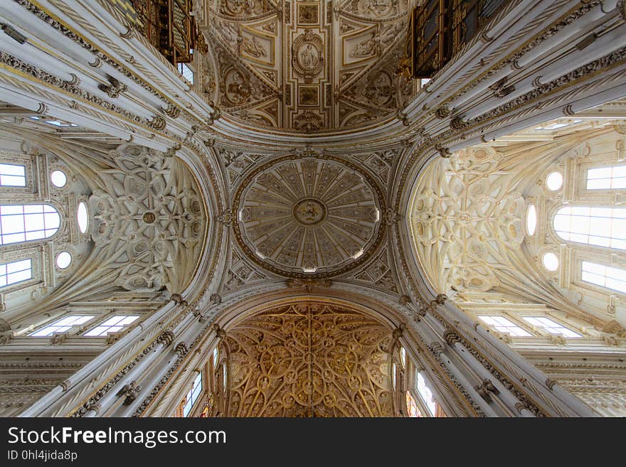 Ceiling, Landmark, Dome, Building