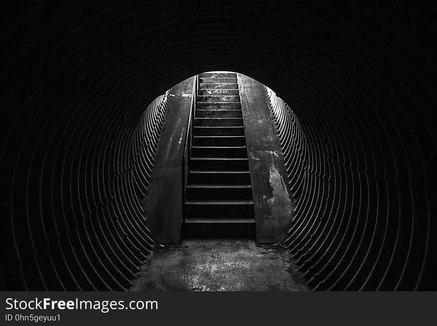 Stairs, Flash photography, Style, Black-and-white, Symmetry, Parallel