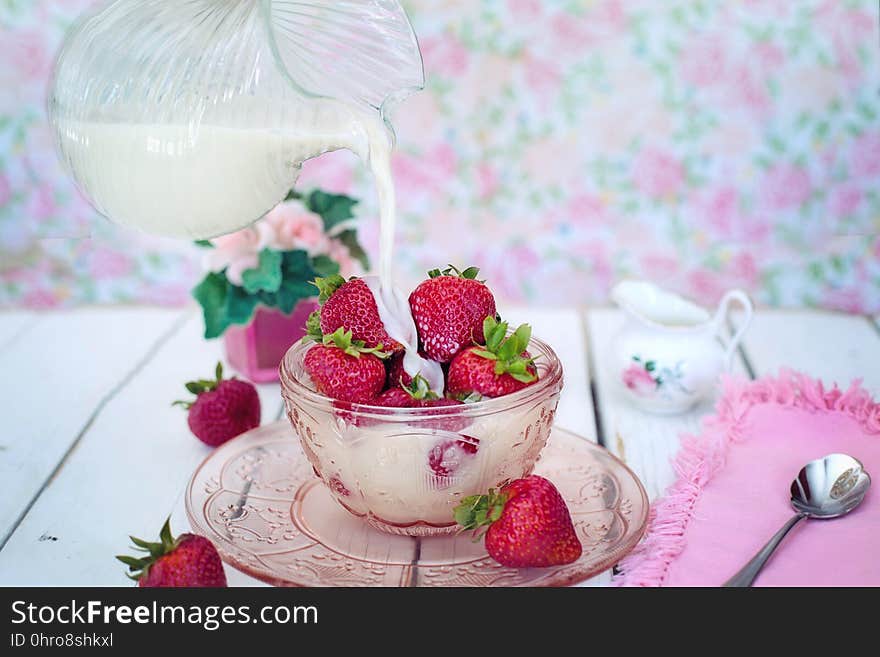 Dessert, Strawberry, Whipped Cream, Strawberries