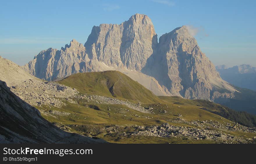 Mountainous Landforms, Ridge, Mountain, Mountain Range