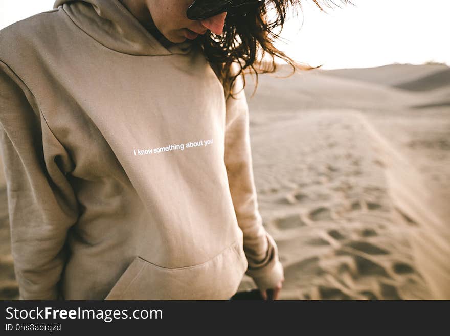 Shoulder, Neck, Outerwear, Girl