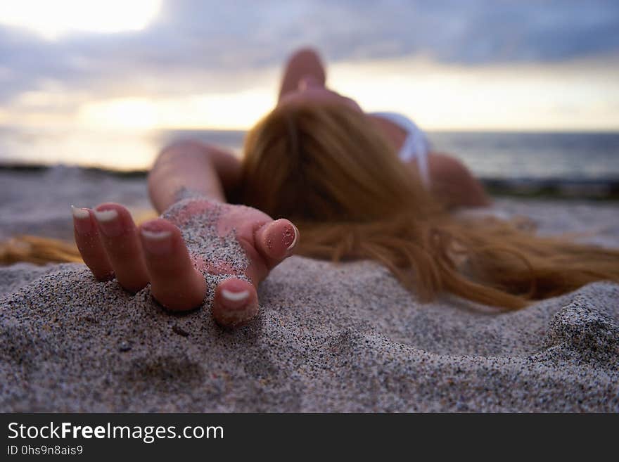 Sand, Sea, Sun Tanning, Hand