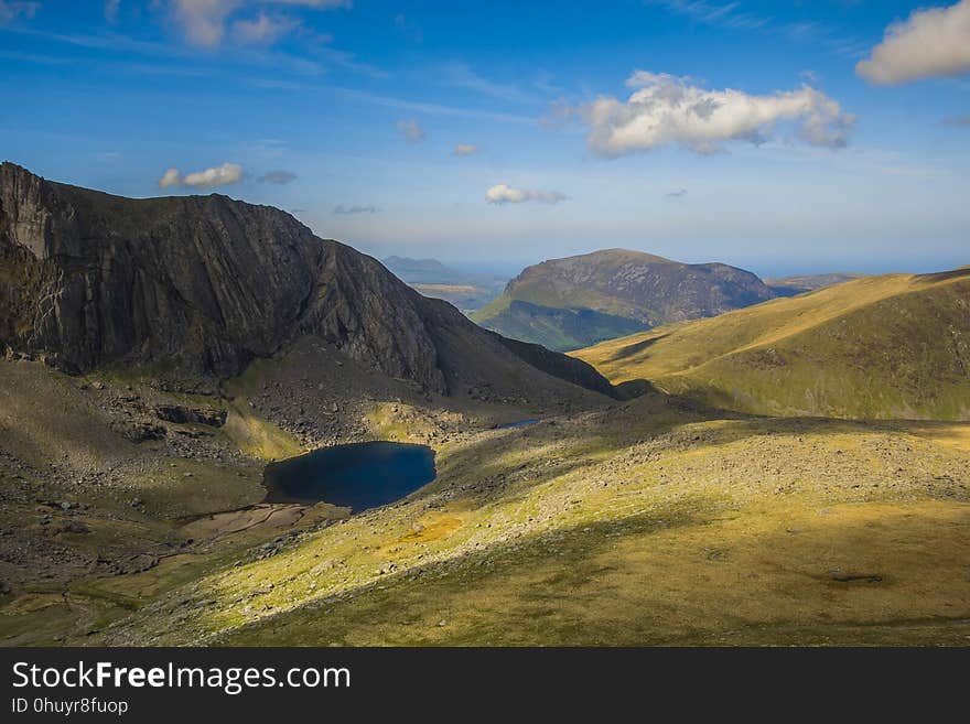 Highland, Mountainous Landforms, Sky, Mountain