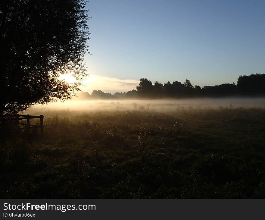 Sunrise over Stourbridge Common in Cambridge. Sunrise over Stourbridge Common in Cambridge.