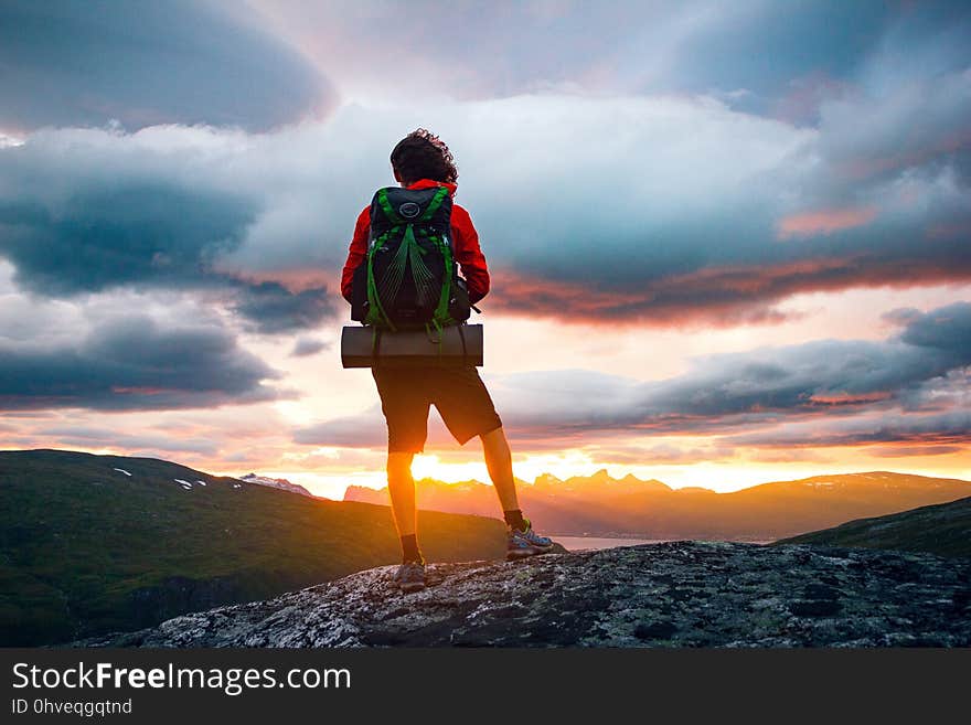 Sky, Cloud, Mountainous Landforms, Mountain