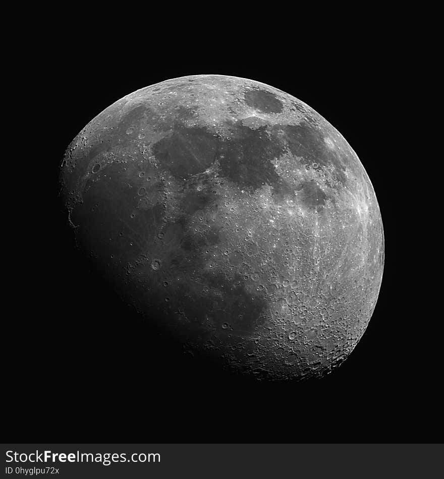 Waxing Gibbous Moon on 9-30-17