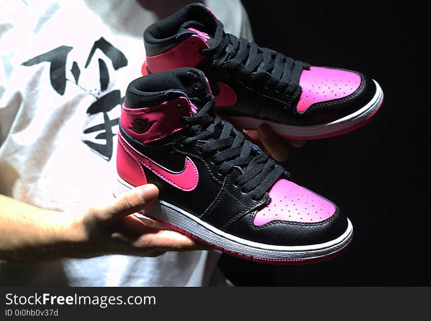 Air Jordan 1 Black Pink Women Shoes. Air Jordan 1 Black Pink Women Shoes