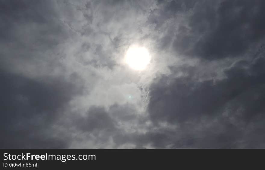 Sky, Cloud, Daytime, Atmosphere