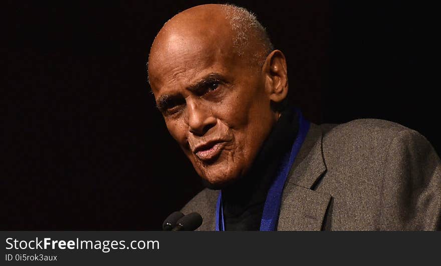 Harry Belafonte Issues A Frightening Warning About Americas Future.. All News on mustredo.com