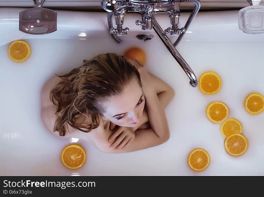 Yellow, Eyelash, Washing, Ear