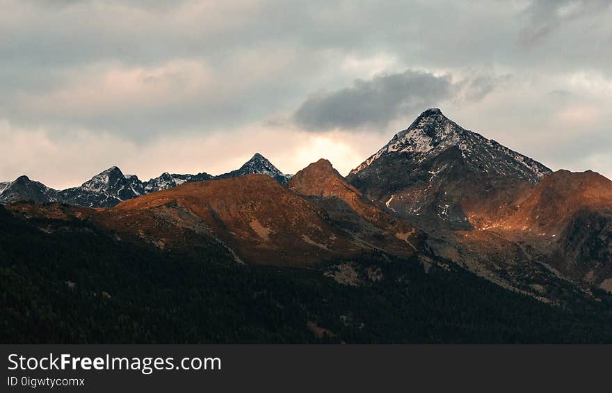 White and Black Mountain