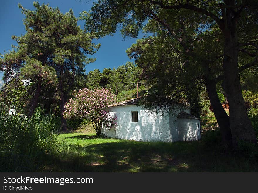 Small Orthodox church in Thassos, Grece