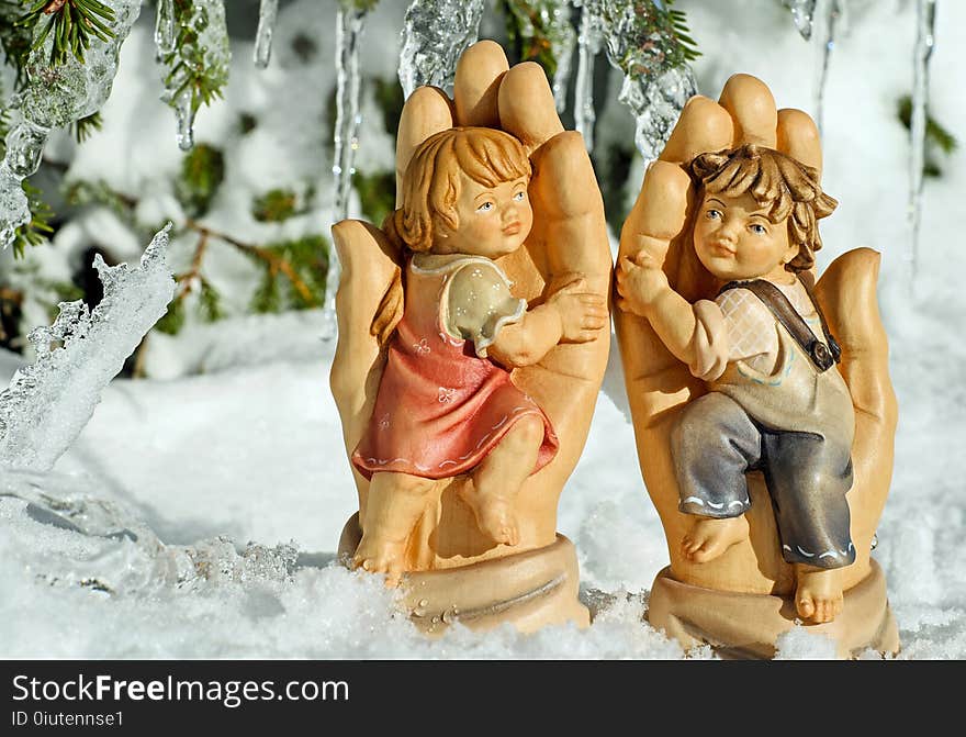 Figurine, Statue