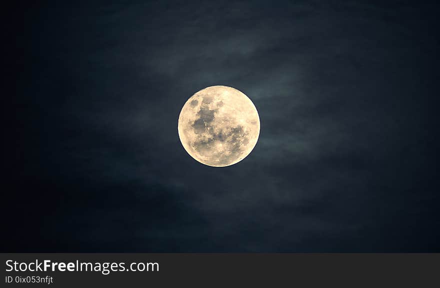 Sky, Moon, Atmosphere, Full Moon