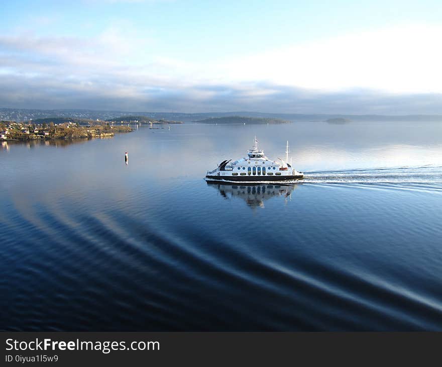 Sea, Reflection, Water, Calm