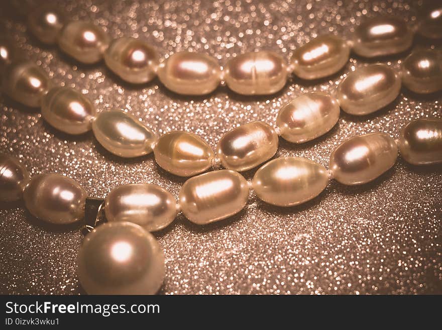 White Pearl Necklace Retro