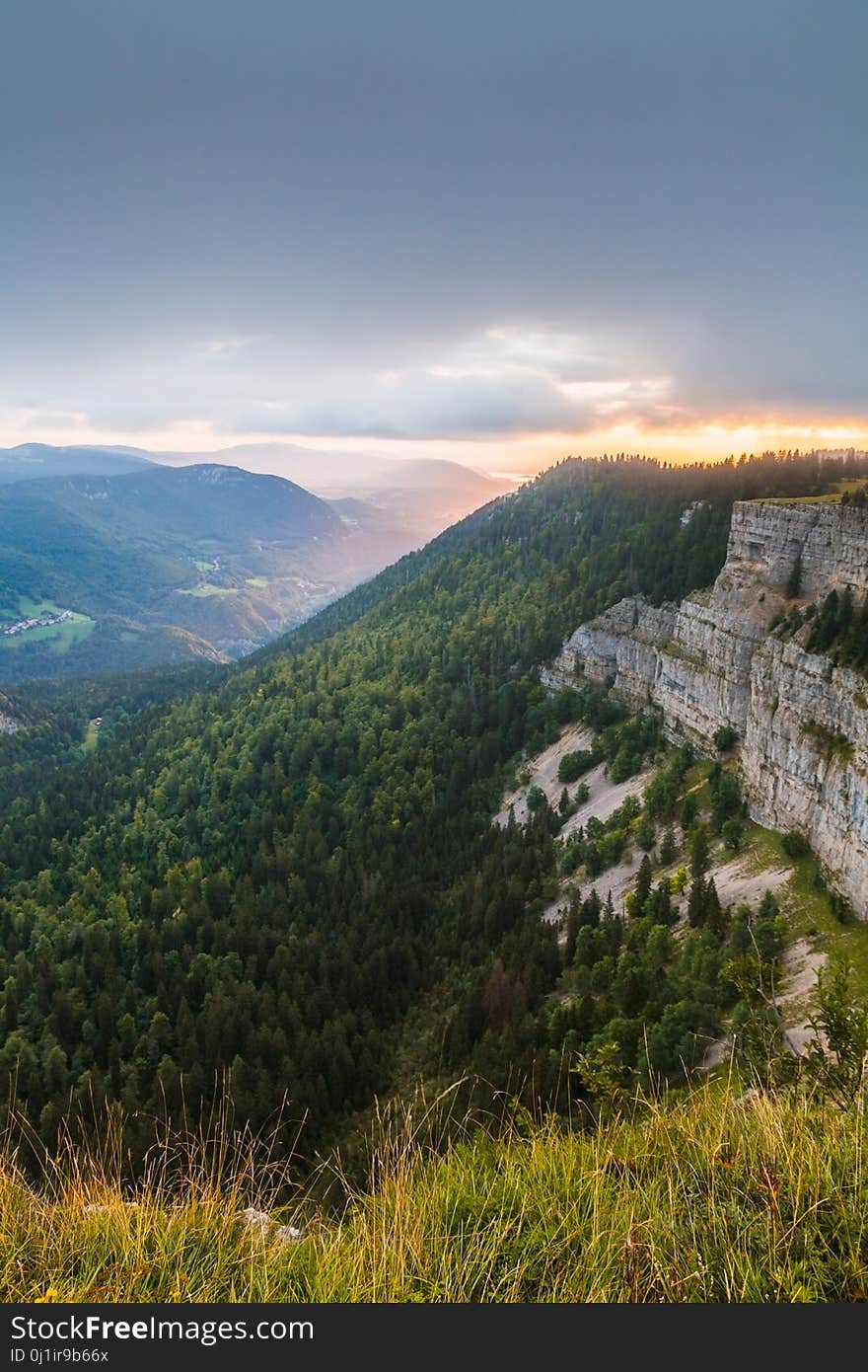 Sky, Nature, Mountainous Landforms, Wilderness