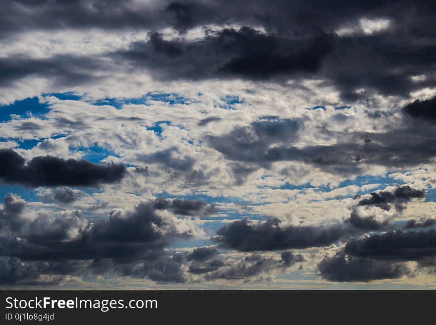 Sky, Cloud, Daytime, Atmosphere