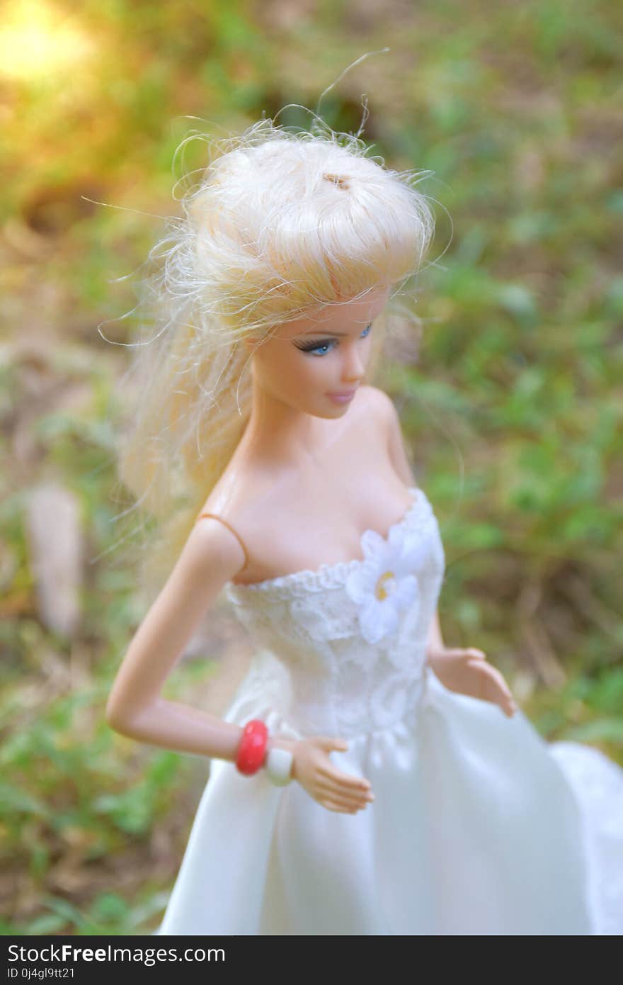 Doll, Gown, Human Hair Color, Bride