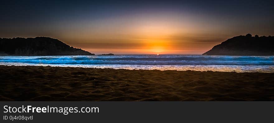 Body Of Water, Sea, Horizon, Sky