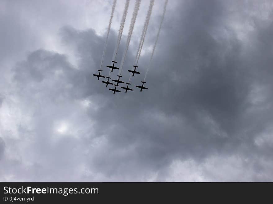 Sky, Cloud, Daytime, Atmosphere