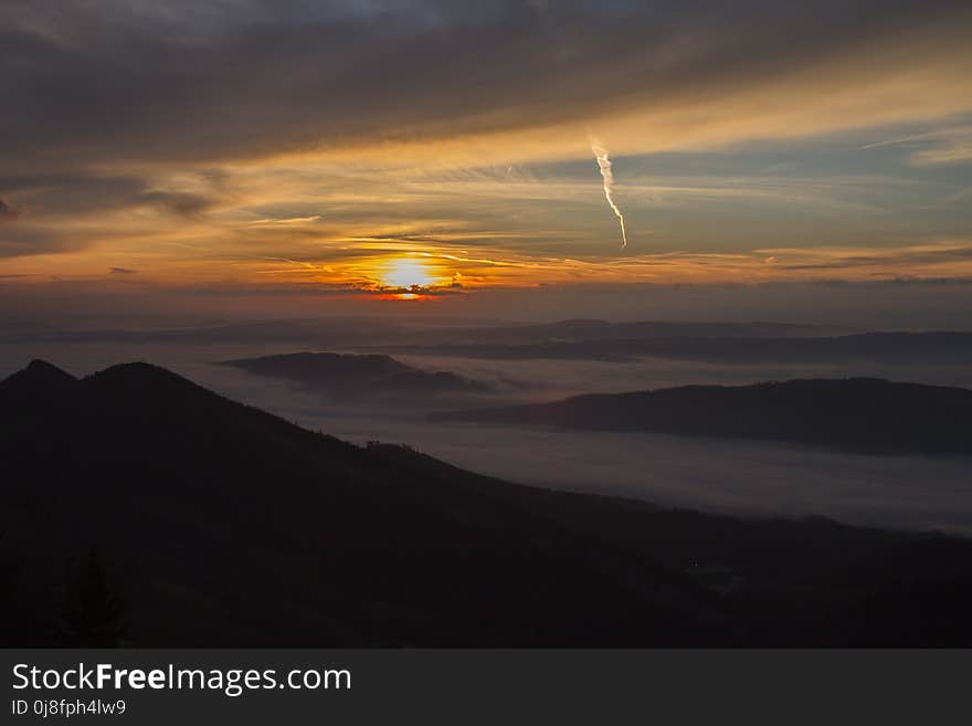 Sky, Horizon, Sunrise, Atmosphere