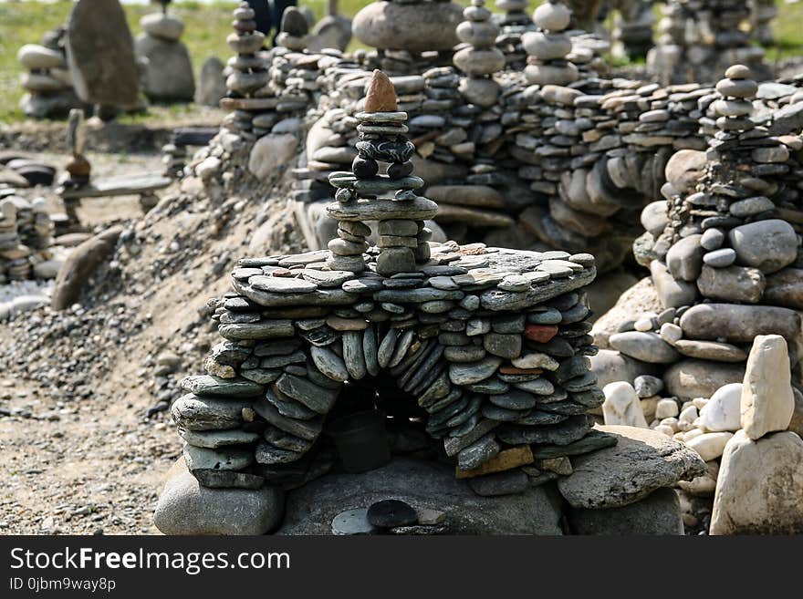 Rock, Outdoor Structure, Tree