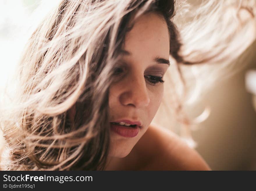 Close-Up Photography of a Woman&#x27;s Face