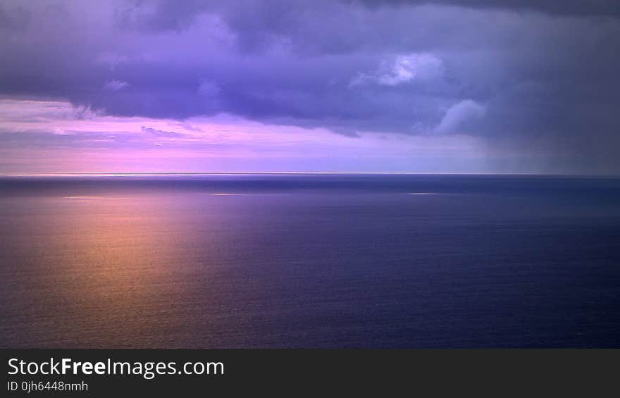 Scenic View of Dramatic Sky over Sea