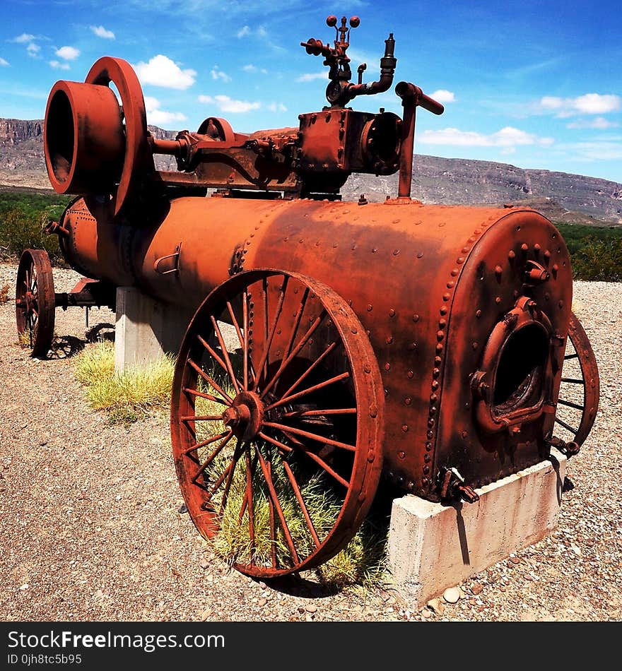 Red Metallic Vintage Machine