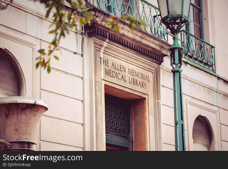 The Allen Memorial Medical Library Sigange