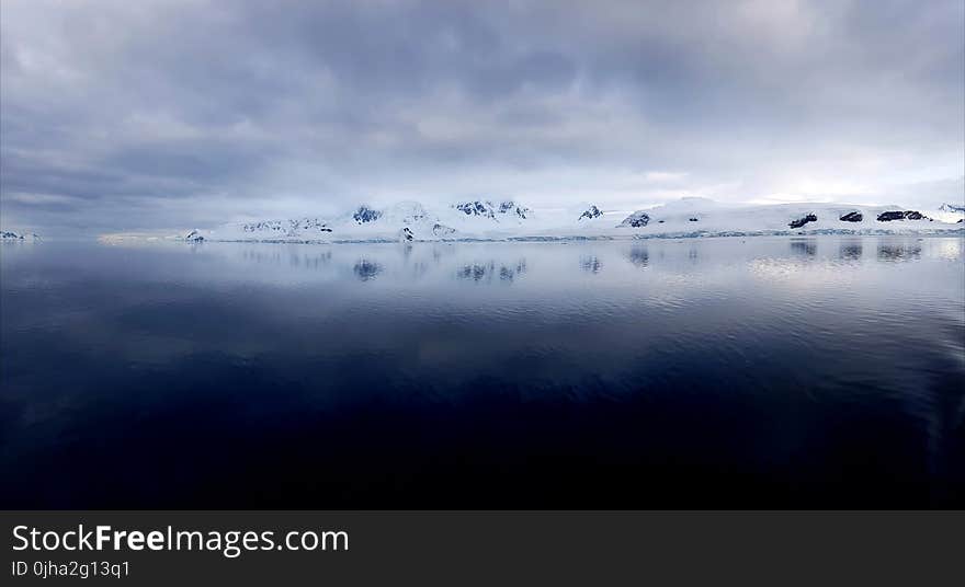 Photo Shot of Blue Body of Water