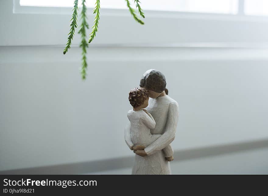 Mother And Child Figurine