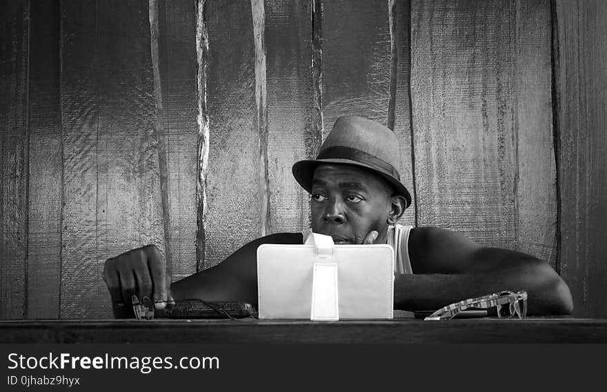 Man Wearing Brown Hat