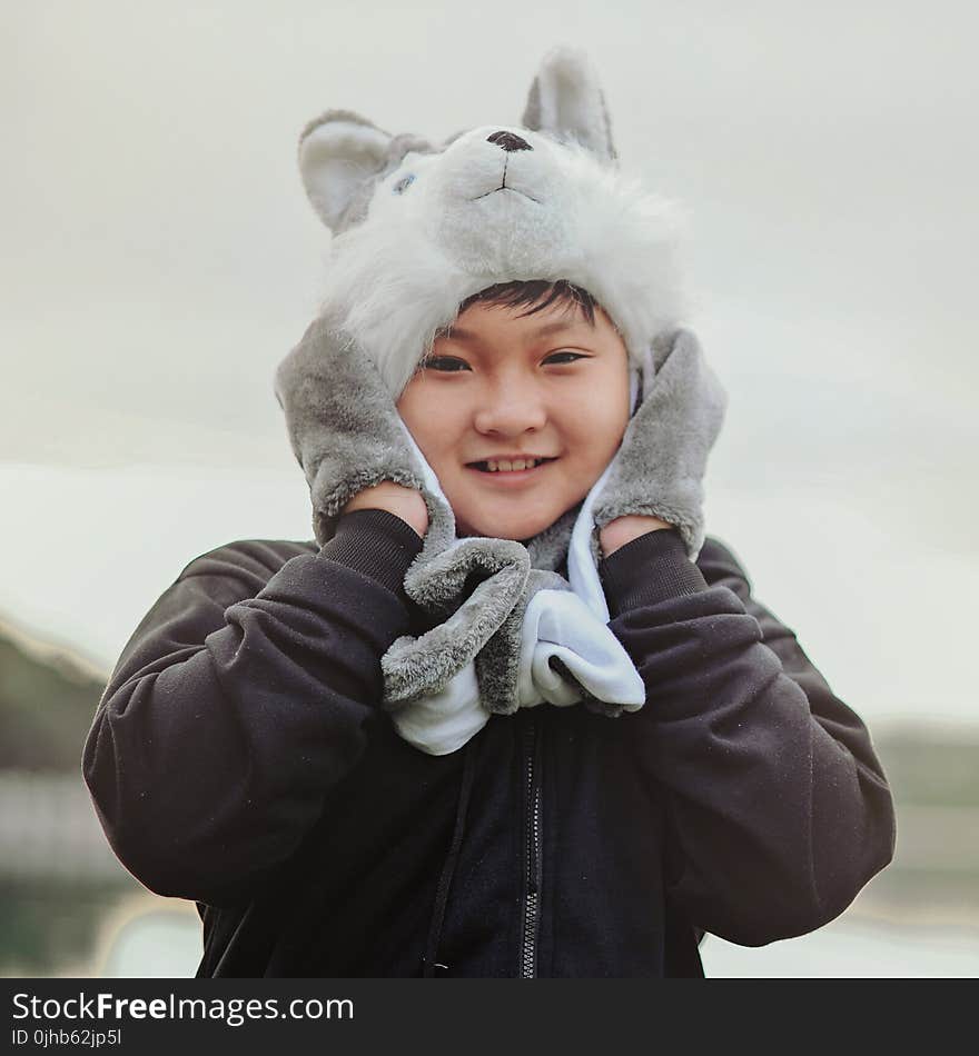 Boy Wearing Black Full-zip Hoodie