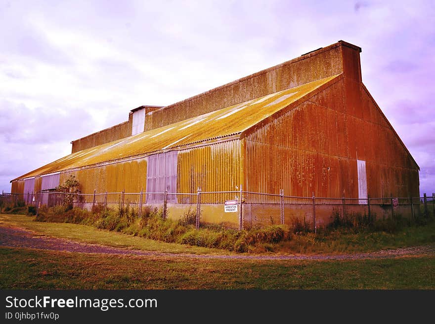 Brown Wooden Barn House